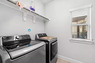 4007 Centre Valley Ln, Houston, TX 77043 - Photo 23