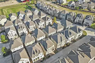 4007 Centre Valley Ln, Houston, TX 77043 - Photo 39