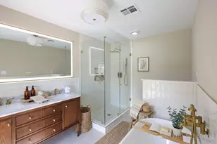 136 Talisman St, Lake Jackson, TX 77566 - Photo 25