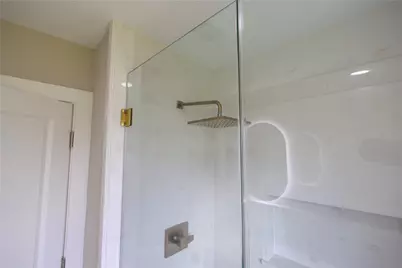 136 Talisman Street, Lake Jackson, TX 77566 - Photo 19