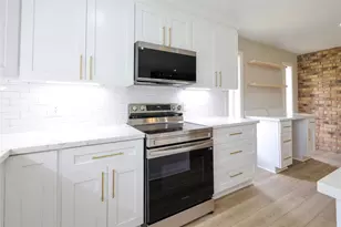 136 Talisman St, Lake Jackson, TX 77566 - Photo 31