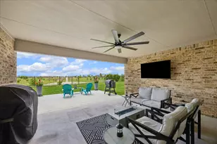 3335 Kendleshire Ln, Fulshear, TX 77441 - Photo 1