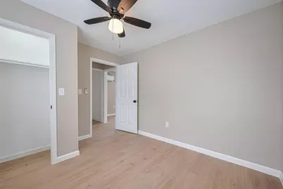 2516 Craigmont Street, Houston, TX 77023 - Photo 11