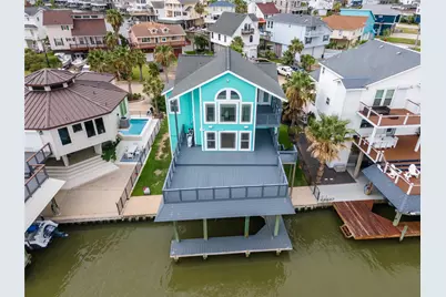 407 Isles End Road Road, Tiki Island, TX 77554 - Photo 35