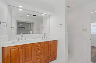 407 Isles End Road Rd, Tiki Island, TX 77554 - Photo 29