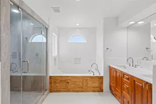 407 Isles End Road Rd, Tiki Island, TX 77554 - Photo 27