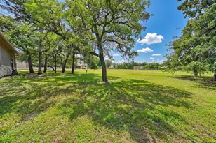 1017 Buescher Rd, Columbus, TX 78934 - Photo 33