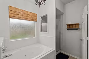 3811 Houston Lake Dr, Pearland, TX 77581 - Photo 23