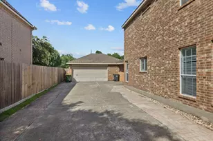 3811 Houston Lake Dr, Pearland, TX 77581 - Photo 39