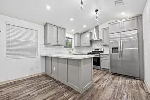 5803 Greencraig Dr, Houston, TX 77035 - Photo 7