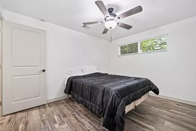 5803 Greencraig Drive, Houston, TX 77035 - Photo 19