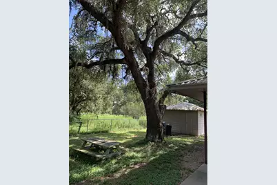 1162 Hwy 90A, Sheridan, TX 78962 - Photo 21