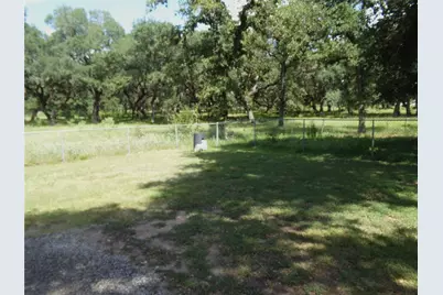 1162 Hwy 90A, Sheridan, TX 78962 - Photo 23