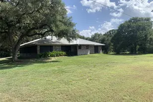 1162 Hwy 90A, Sheridan, TX 78962 - Photo 1