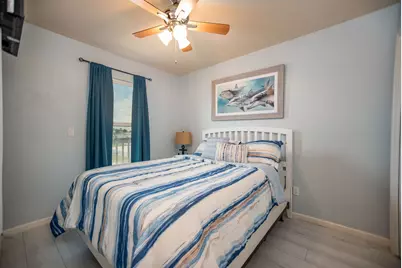 1402 W Commerce Street #2, Port O'Connor, TX 77982 - Photo 17