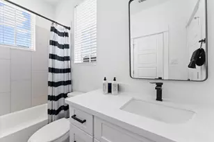 2213 Springwood Vis Ln, Houston, TX 77055 - Photo 23