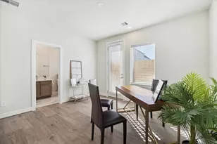 137 Eastwood St, Houston, TX 77011 - Photo 13