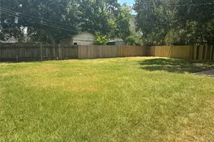 5919 Ludington Dr, Houston, TX 77035 - Photo 19