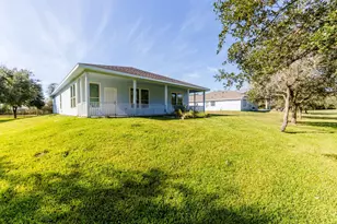 3111 County Rd 81, Rosharon, TX 77583 - Photo 41