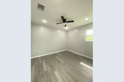 56 County Road 3404, Cleveland, TX 77327 - Photo 13