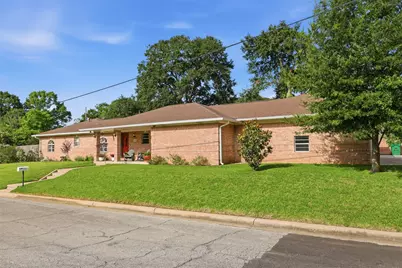 1002 Washington Street, Brenham, TX 77833 - Photo 23
