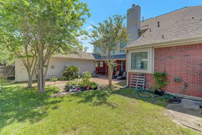 301 Winding Oak Lane S, League City, TX 77573 - Photo 29