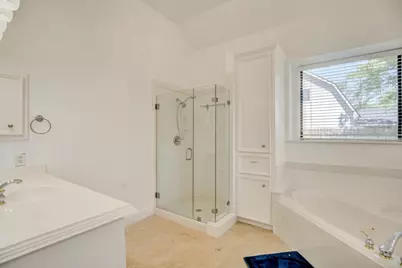 301 Winding Oak Lane S, League City, TX 77573 - Photo 15