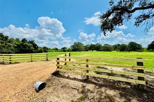 427 Knezek Road N, Flatonia, TX 78941 - Photo 1