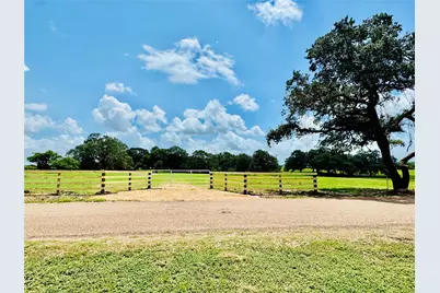 427 Knezek Road N, Flatonia, TX 78941 - Photo 7
