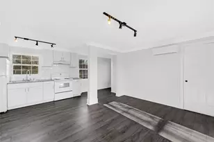 1633 Fourcade St, Houston, TX 77023 - Photo 3