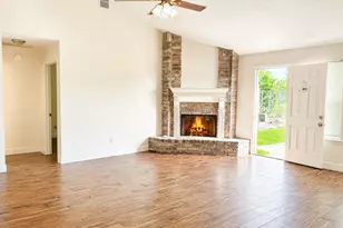 17034 Coachmaker Dr, Friendswood, TX 77546 - Photo 1