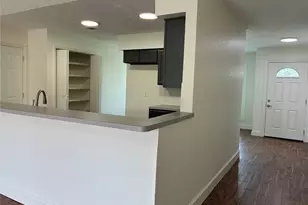 17034 Coachmaker Dr, Friendswood, TX 77546 - Photo 5