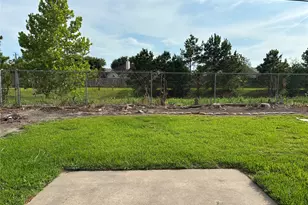 17034 Coachmaker Dr, Friendswood, TX 77546 - Photo 21