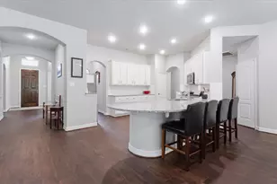 2073 Brookmont Dr, Conroe, TX 77301 - Photo 11