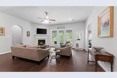 2073 Brookmont Drive, Conroe, TX 77301 - Photo 5