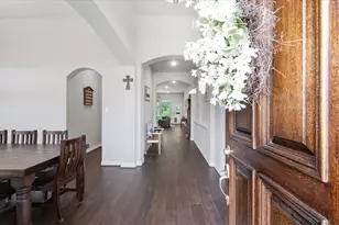2073 Brookmont Dr, Conroe, TX 77301 - Photo 3