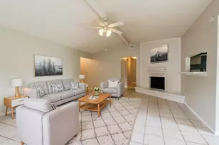 9819 Kiwi Ln, Conroe, TX 77385 - Photo 5