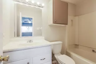9819 Kiwi Ln, Conroe, TX 77385 - Photo 17