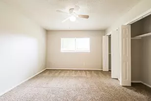 9819 Kiwi Ln, Conroe, TX 77385 - Photo 9
