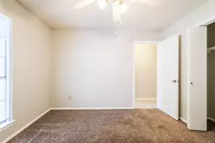 9819 Kiwi Ln, Conroe, TX 77385 - Photo 15