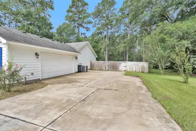 15677 Corinthian Way, Willis, TX 77318 - Photo 27