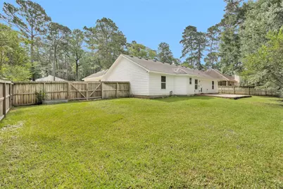 15677 Corinthian Way, Willis, TX 77318 - Photo 23
