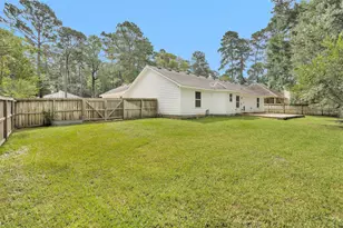 15677 Corinthian Way, Willis, TX 77318 - Photo 23