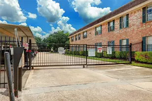 845 Augusta Dr, Houston, TX 77057 - Photo 15