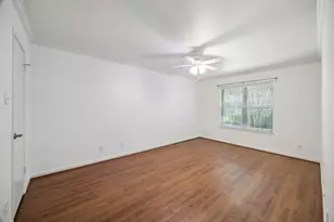 845 Augusta Dr, Houston, TX 77057 - Photo 5