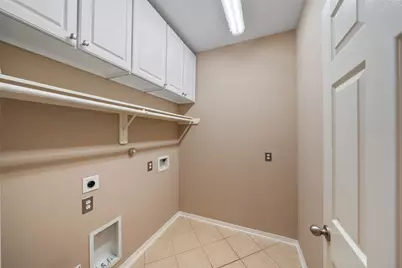 8406 Oak Villa Court, Spring, TX 77389 - Photo 15