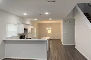 8153 Homewood Ln, Houston, TX 77028 - Photo 3