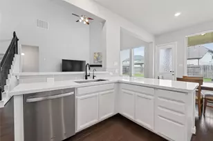4018 Martin Ridge Dr, Manvel, TX 77578 - Photo 11