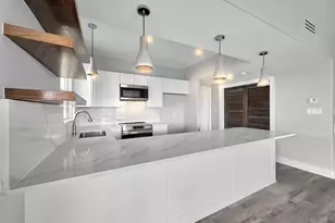 186 Ocean View Dr, Crystal Beach, TX 77650 - Photo 21