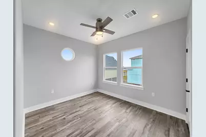 186 Ocean View Drive, Crystal Beach, TX 77650 - Photo 43